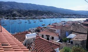 Traditional house with sea view MYLOS