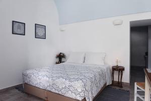Calderimi, a cosy,warm and renovated house in Fira