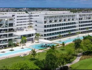 Spectacular ground floor with direct access to the infinity pool and views of the golf course-G115 Star - Higuey