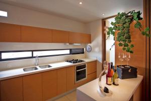 Hotel 93 Luxury Suites by Preferred