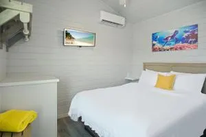 Port Bolivar Tiny Home Destination - Bolivar Beach