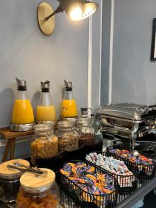 Hotels Hotel Central Saint Germain : photos des chambres