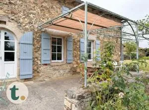 Tranquiloue - Maison de charme à la campagne - PuyduFou - La Potrie