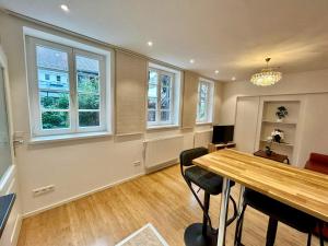 Exklusives Haus, ruhig gelegen im Innenhof, zentral, lichtdurchflutet Zustellbett,Babybett bei Bedarf