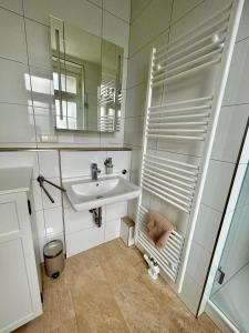 Exklusives Haus, ruhig gelegen im Innenhof, zentral, lichtdurchflutet Zustellbett,Babybett bei Bedarf