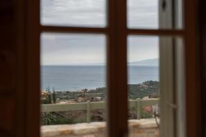 Kyparissia Aries Stone Maisonette, Panoramic Views