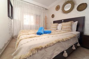 Waves Hunter Surf House