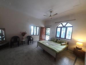 Couple Friendly Private Bedroom