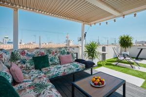 Casa Loresa Silver - By Welcomely