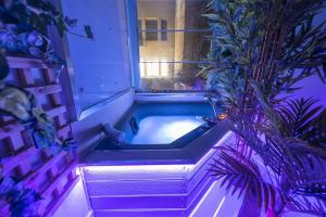 Dion Luxury Suite in Kolonaki with jacuzzi