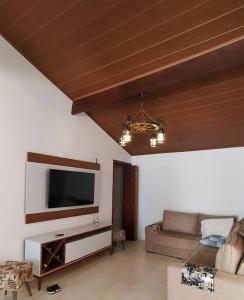 Casa com Piscina Aquecida e Wi-Fi