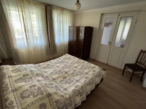 Zindisi Forest Haven Retreat in Surami