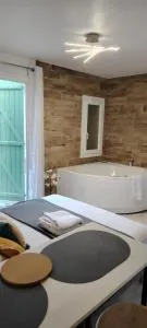 studio cosy balneo avec jardin - 乐巴凯尔斯