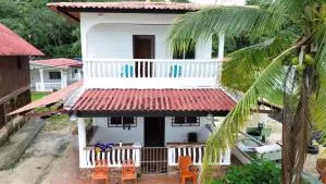 Casa la Perfecta Isla Grande Frente al Mar - Colón