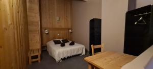 Appart'hotels Hotel et Appart'Hotel Restaurant L'Adray : Studio