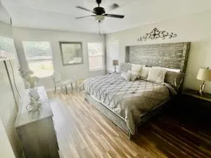 My Enchanted and Cozy Home, Lackland AFB, Sea World, Confortable - Dilley