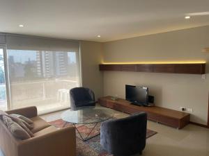 Isuto apart Equipetrol