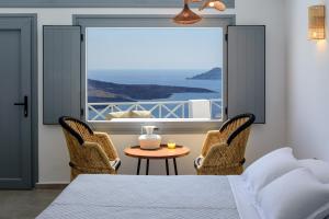 Elia Caldera Suites