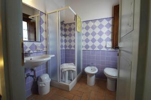 Quadruple Room with Private Bathroom