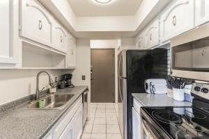 Cozy Downtown Ann Arbor Condo - Near UM Stadium