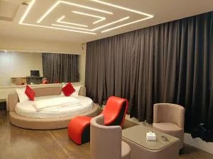 Aundh Elite Stay - Dāpuri