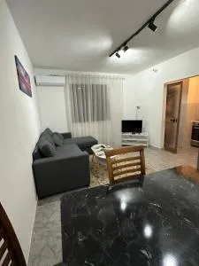 Jurgens Apartment - Grilë