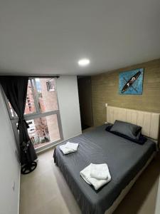 Exclusivo apartamento con piscina y parqueadero 602