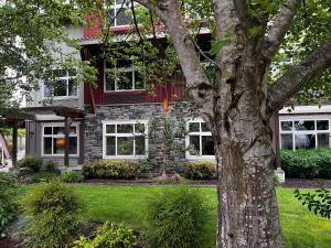 Prairie Hotel