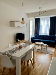 Blue Pearl Apartment