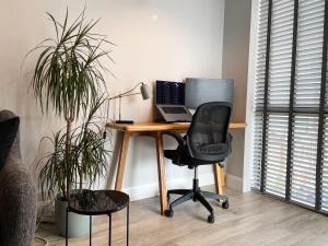 Modern apartment 10min from City Center with parking