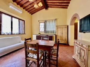 Casina agli Ulivi - Tuscan Country House