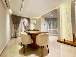 Luxury apart in Al Mohandiseen