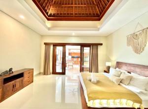 Tropical escape villa minutes to Finns