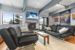 Pool, Hot Tub, Ski In Ski Out Studio, King Bed - Hebron