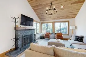 Wild Bear Retreat - Donner Pines Tract