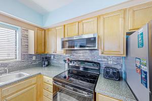 Crescent Towers I - 304