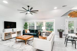 Haltom City Home with Patio about 11 Mi to Fort Worth! - 3hvězdičkové hotely ve městě Haltom City