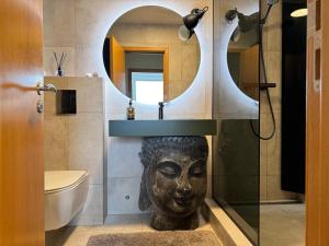 High Rise Apartment with a view