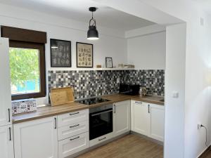 Villetta Monte - 3 minutes walk from the sea