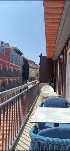 BOUTIQUE Rentals-THE ALMA Apt w balcony
