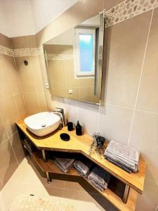 Magnificent apartment close to Paris metro line 1