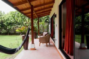 Modern Beachfront Apartment, With Garden Patio