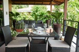 Modern Beachfront Apartment with Balcony