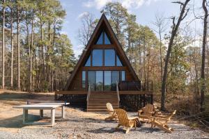 Newly Built, Mid-Lakeside A-Frame with Hot Tub and Steam Shower