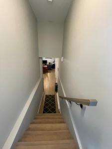 Cozy Basement Apartment