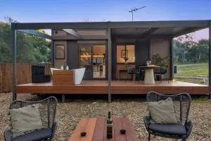 Fully Sustainable Tiny Home In McLaren Vale - Clarendon
