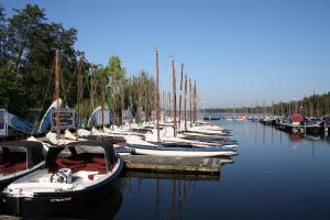 Holiday Home De Zuwe - Loosdrecht