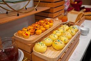 Ruby Star Da Nang - Central My Khe Beach