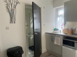 Modern self contained studio flat