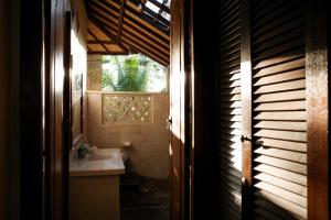 Santra Putra Guesthouse at Karja Art Space